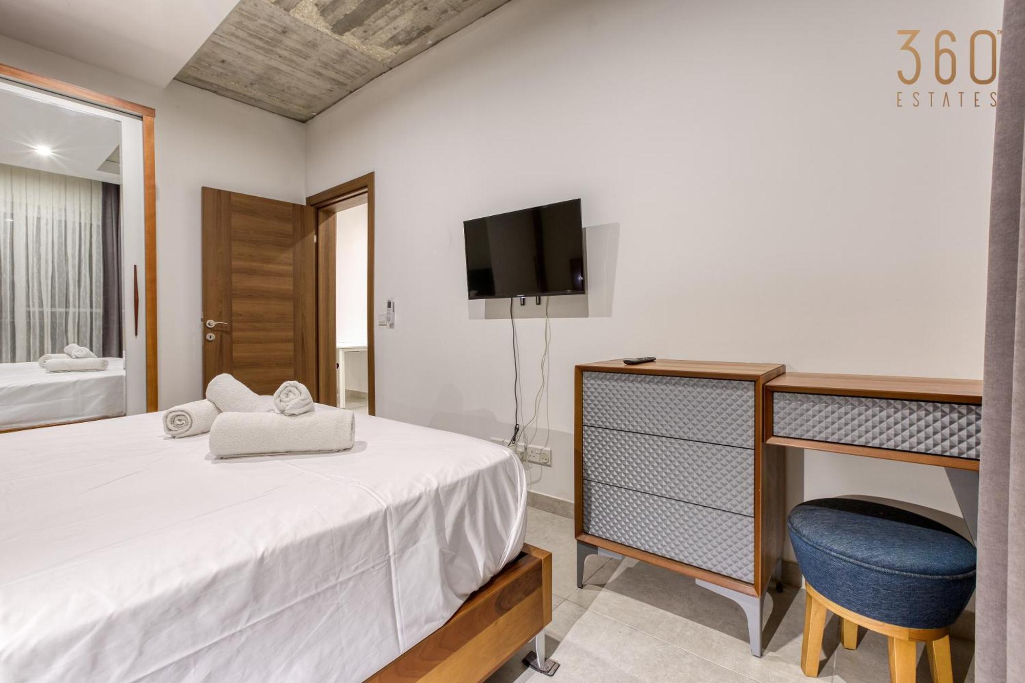 The Swieqi Poolside Suites Is-Swieqi Buitenkant foto