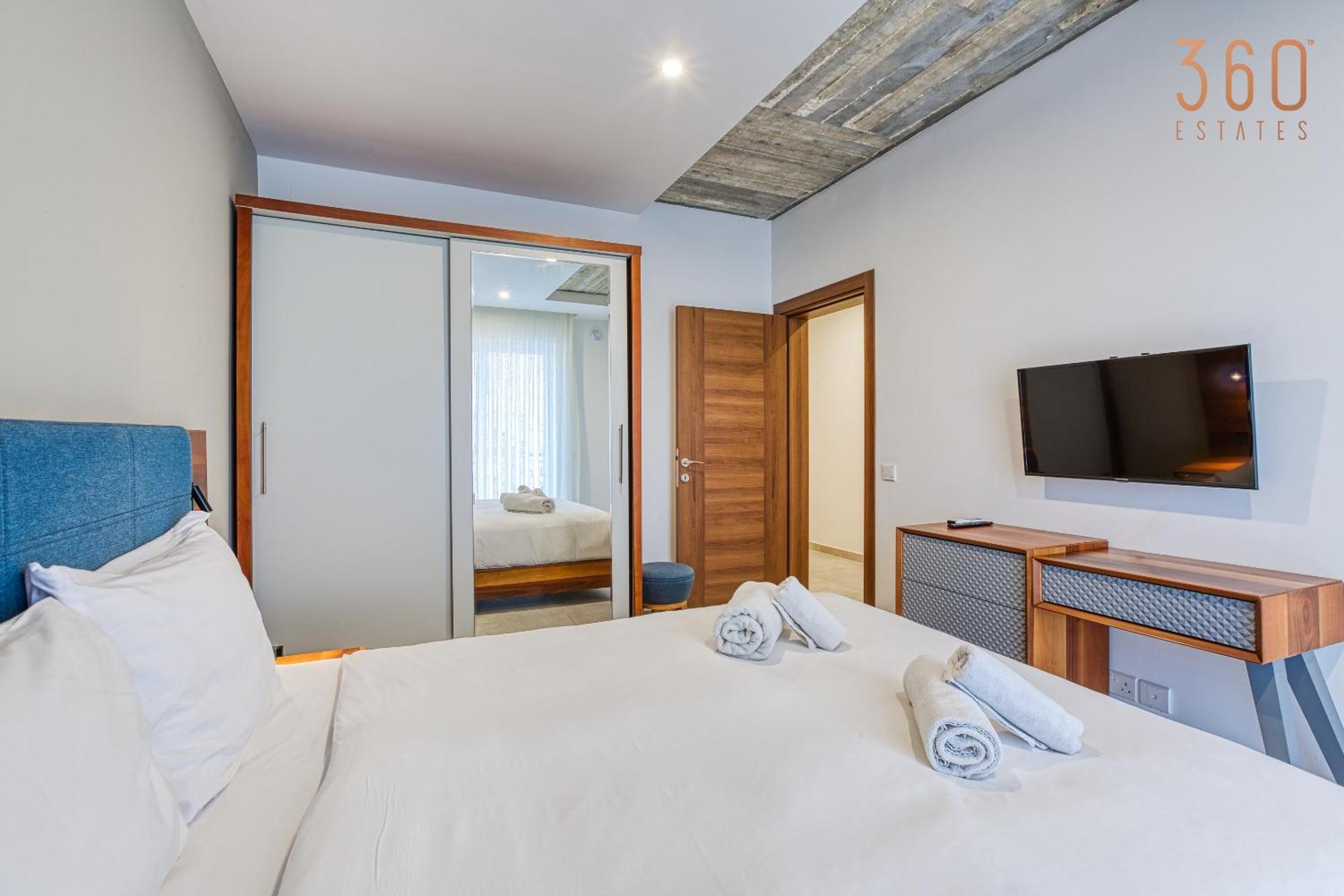 The Swieqi Poolside Suites Is-Swieqi Buitenkant foto